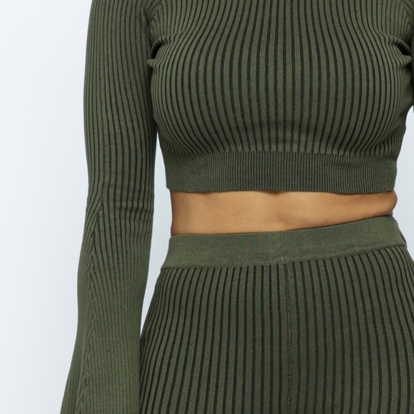 Jade Ribbed Two Piece - Picture 3 of 3